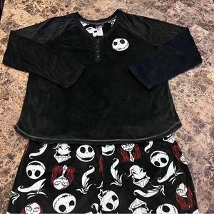 2 piece The Nightmare Before Christmas sleepwear (Disney’s)